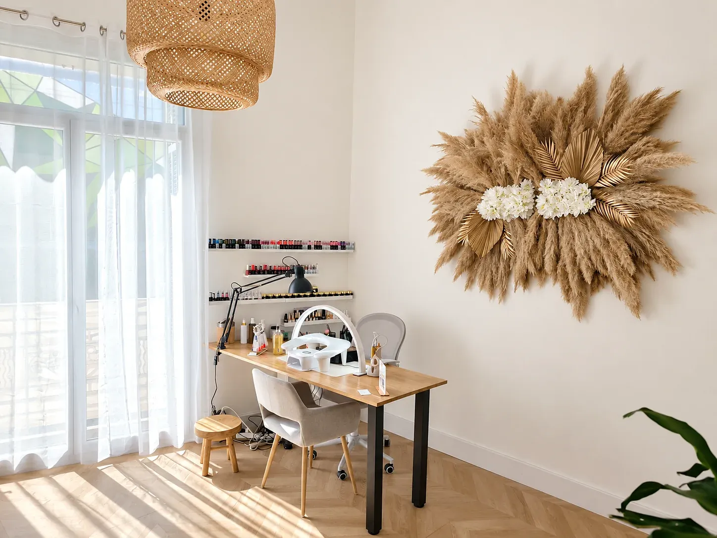 Espace onglerie de l’institut Appart & Beauté